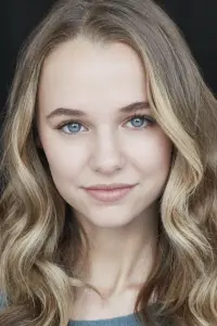 Фото Медісон Айзман (Madison Iseman)