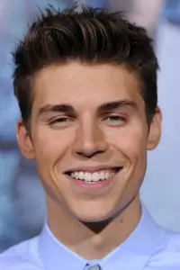 Фото Нолан Джерард Фанк (Nolan Gerard Funk)