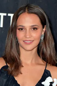 Фото Алісія Вікандер (Alicia Vikander)