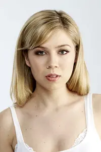 Фото Дженнет МакКерді (Jennette McCurdy)