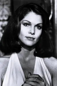 Фото Лоїс Чайлз (Lois Chiles)