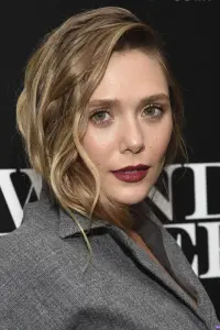 Фото Елізабет Олсен (Elizabeth Olsen)