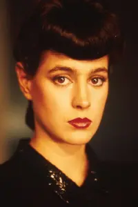 Фото Шон Янг (Sean Young)