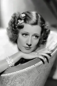 Фото Ірен Данн (Irene Dunne)