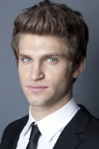 Фото Кіган Аллен (Keegan Allen)