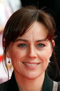 Фото  (Jill Halfpenny)