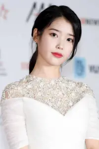 Фото IU (IU)