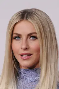 Фото Джуліанна Гаф (Julianne Hough)