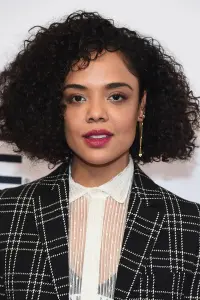 Фото Тесса Томпсон (Tessa Thompson)