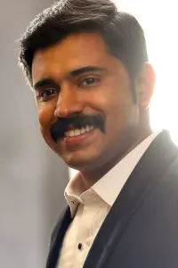 Фото  (Nivin Pauly)