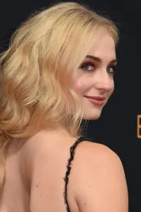 Фото Софі Тернер (Sophie Turner)