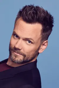 Фото Джоел Макхейл (Joel McHale)