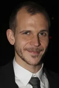 Фото Густав Скарсгард (Gustaf Skarsgård)