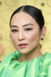 Фото Грета Лі (Greta Lee)