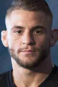 Фото  (Dustin Poirier)