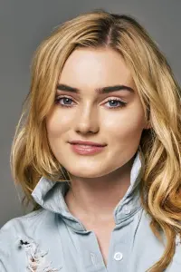 Фото Мег Доннеллі (Meg Donnelly)