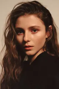 Фото Томасін Маккензі (Thomasin McKenzie)