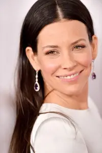 Фото Еванджелін Ліллі (Evangeline Lilly)