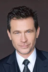 Фото Коннор Тріннер (Connor Trinneer)