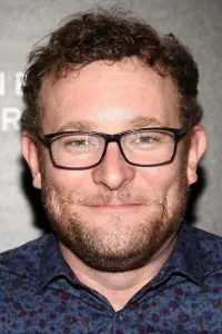 Фото  (James Adomian)