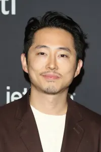 Фото Стівен Юн (Steven Yeun)