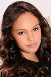 Фото Аліша Бо (Alisha Boe)