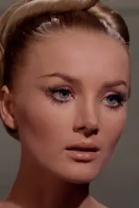 Фото Барбара Буше (Barbara Bouchet)