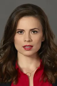 Фото Хейлі Етвелл (Hayley Atwell)