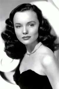 Фото  (Wanda Hendrix)