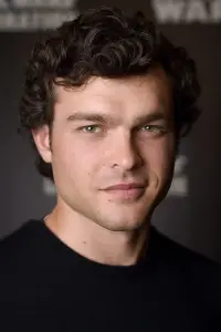 Фото Олден Еренрайх (Alden Ehrenreich)