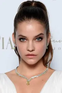 Фото  (Barbara Palvin)