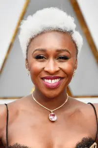 Фото Синтія Еріво (Cynthia Erivo)