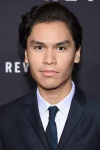 Фото Форрест Гудлак (Forrest Goodluck)