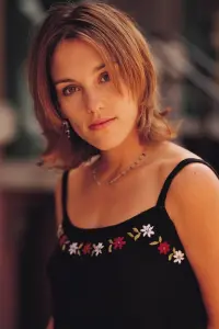 Фото Емі Джо Джонсон (Amy Jo Johnson)