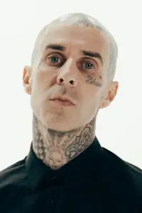 Фото  (Travis Barker)