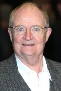 Фото Джим Бродбент (Jim Broadbent)