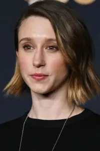 Фото Таїса Фарміга (Taissa Farmiga)