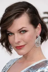 Фото Міла Йовович (Milla Jovovich)