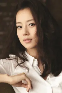 Фото  (Moon Chae-won)