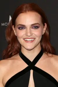 Фото Мадлен Брюер (Madeline Brewer)