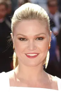 Фото Джулія Стайлз (Julia Stiles)