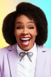 Фото  (Amber Ruffin)