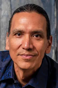 Фото Майкл Сіроокий (Michael Greyeyes)