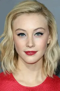 Фото Сара Гадон (Sarah Gadon)