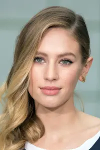 Фото  (Dylan Penn)