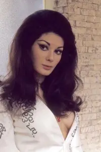 Фото Едвідж Фенек (Edwige Fenech)