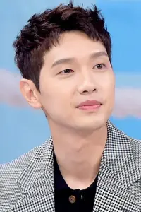 Фото  (Ji Hyun-woo)