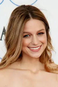 Фото Мелісса Бенойст (Melissa Benoist)