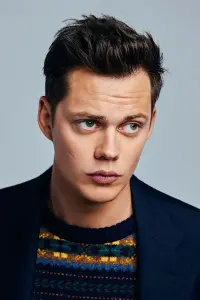 Фото Білл Скарсгард (Bill Skarsgård)