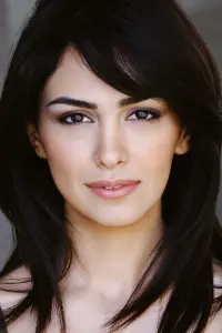 Фото Назанін Боняді (Nazanin Boniadi)